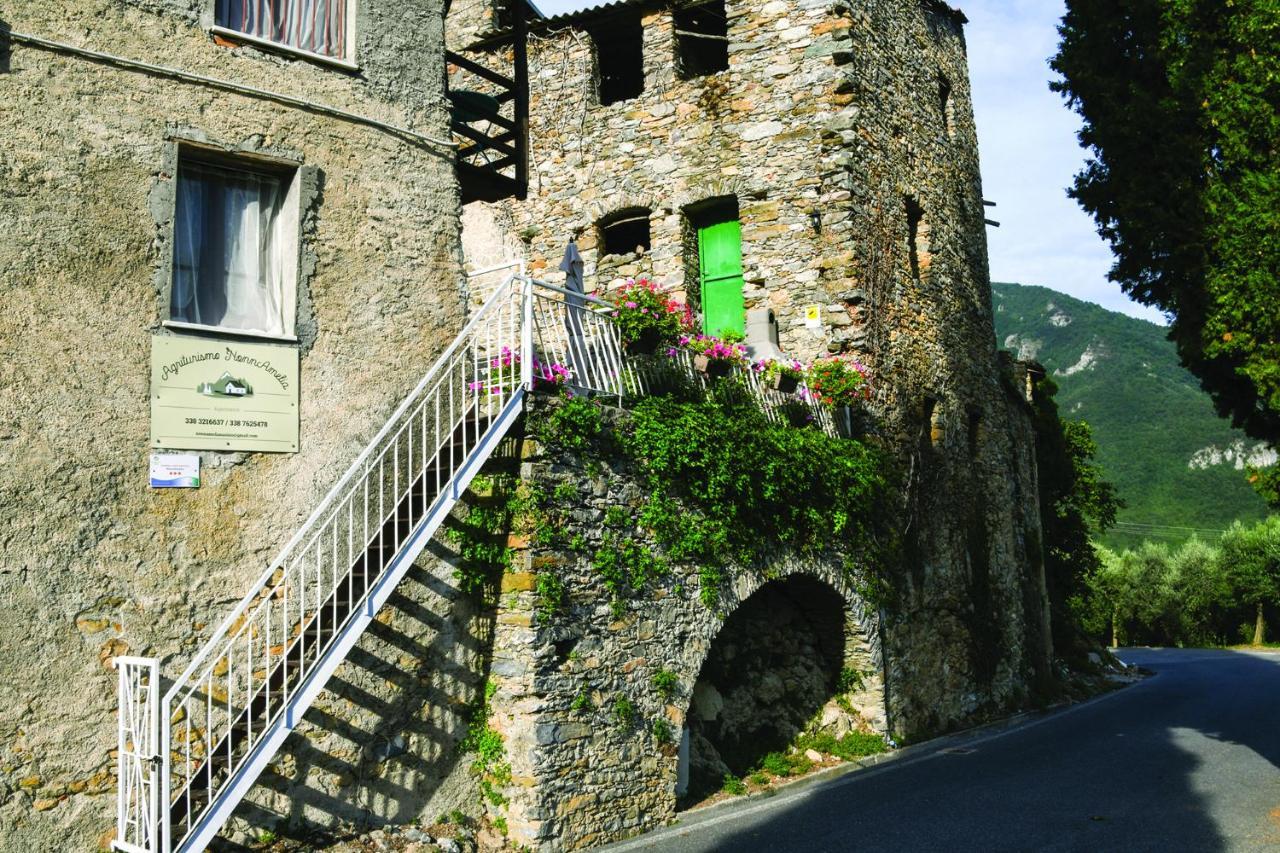 Nasino Agriturismo Nonnamelia מראה חיצוני תמונה