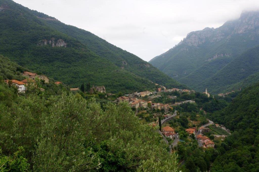 Nasino Agriturismo Nonnamelia מראה חיצוני תמונה