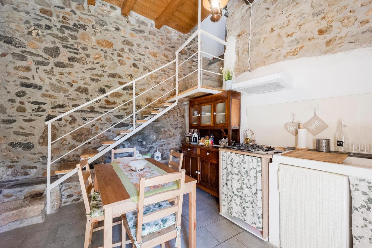 Nasino Agriturismo Nonnamelia מראה חיצוני תמונה